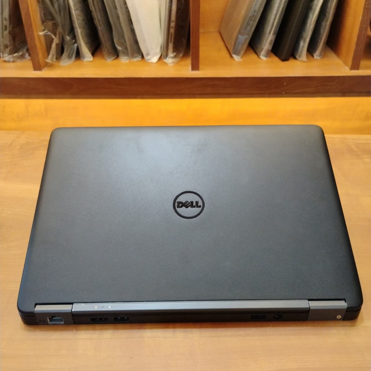 AT6359 Dell 7250 - Core I5- 8gb/256ssd