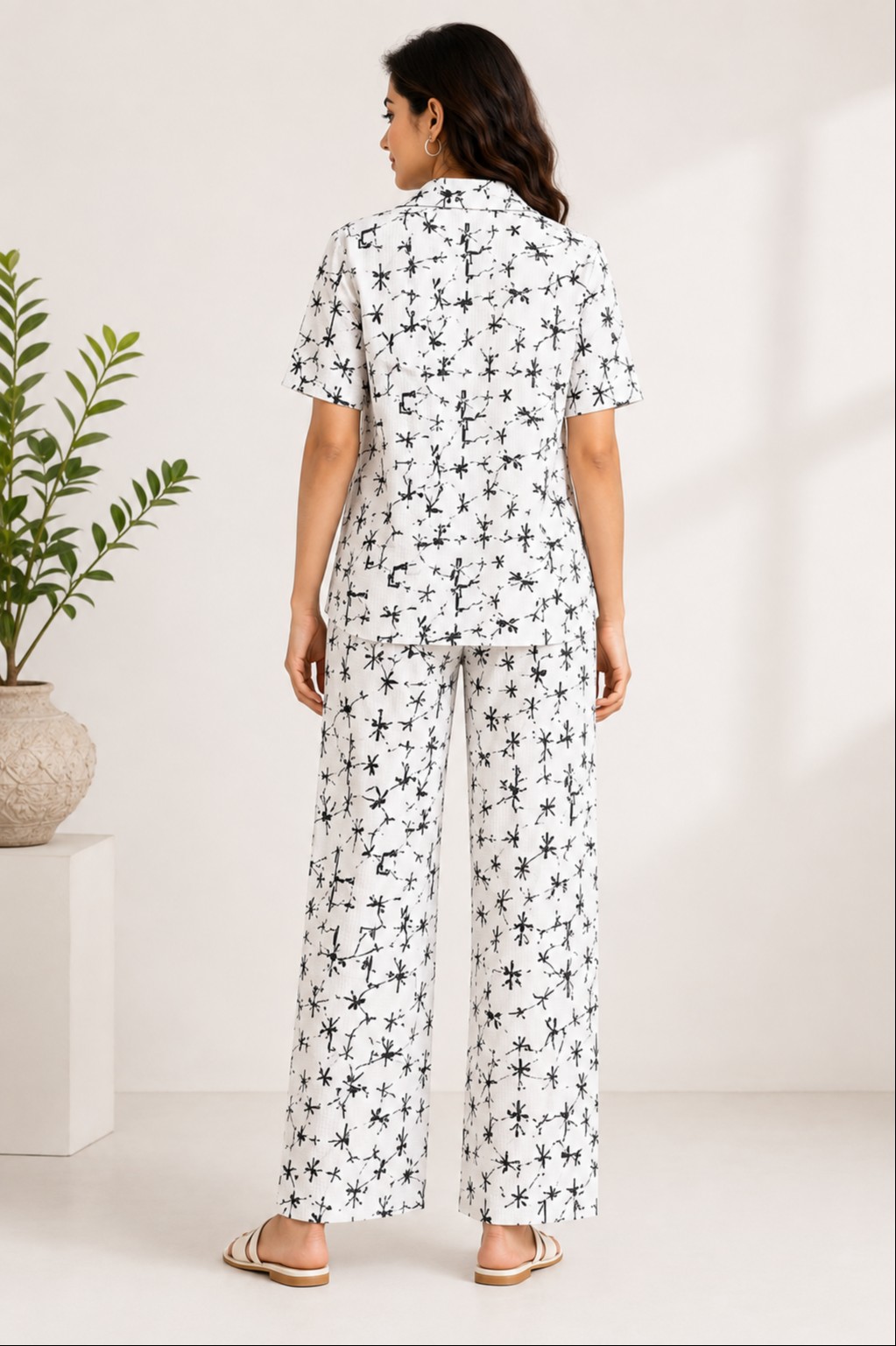 Women’s White & Black Printed Cord Set – Relaxed Fit